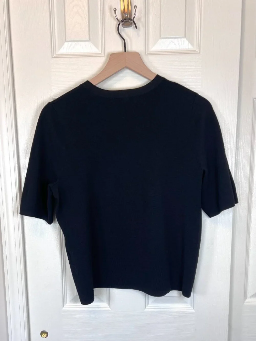 Banana Republic Short Sleeve Crewneck Sweater Black Size Large Minimalist Preppy